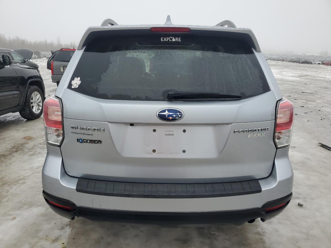2017 Subaru Forester - Image 6