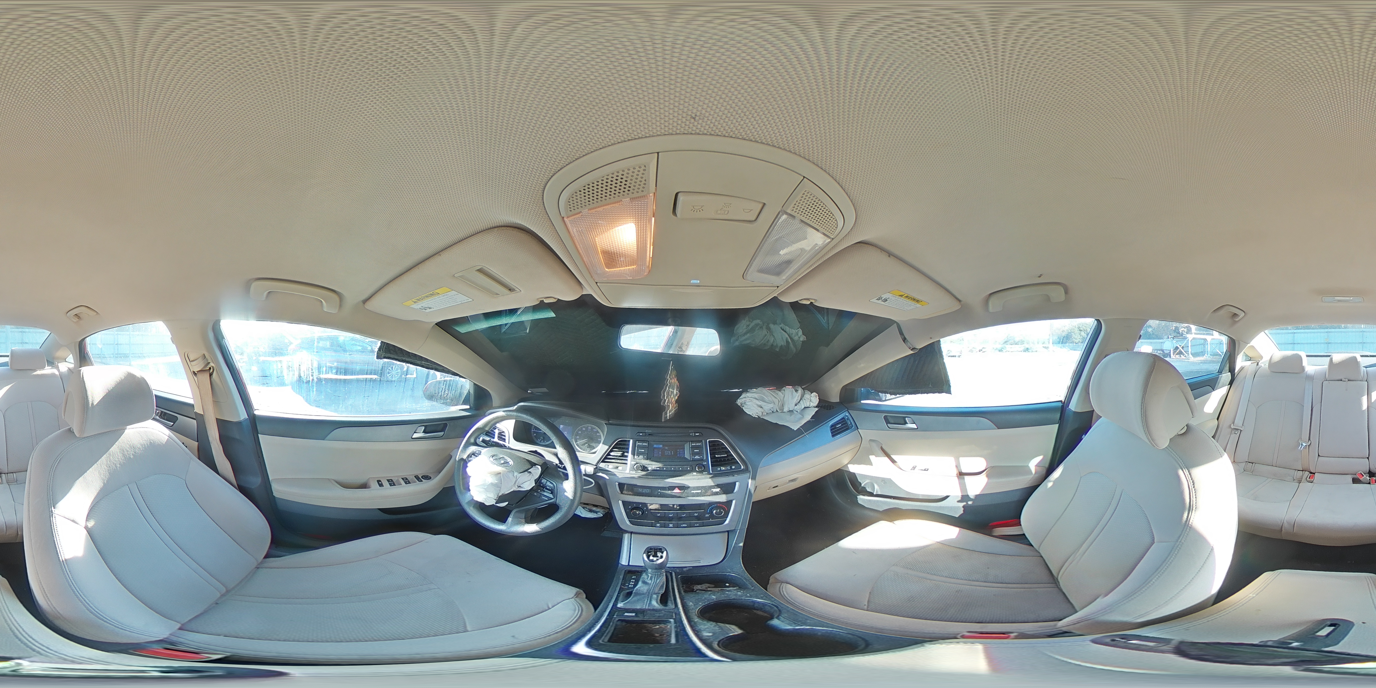 2015 Hyundai Sonata - Image 13