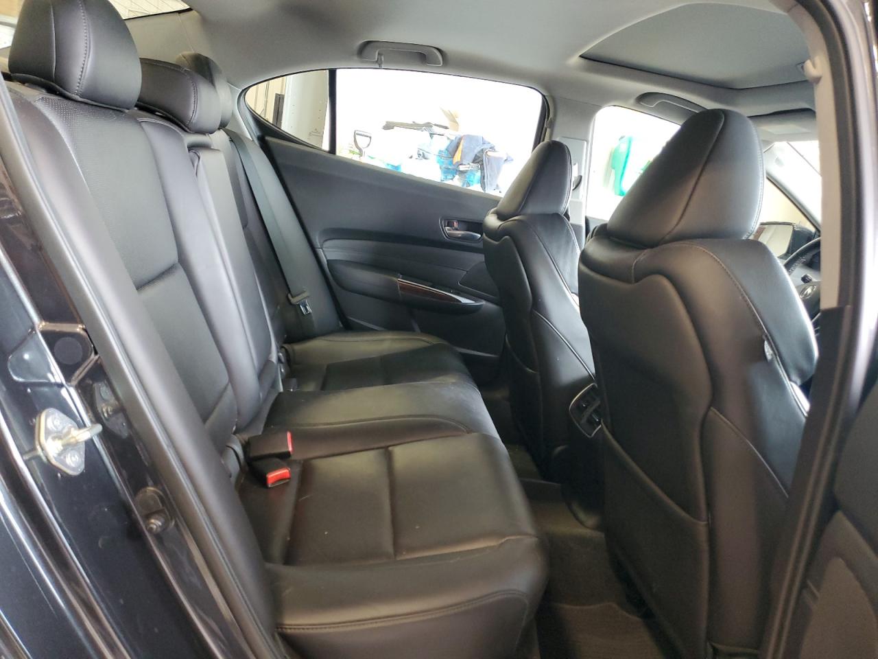 2015 Acura TLX - Image 10