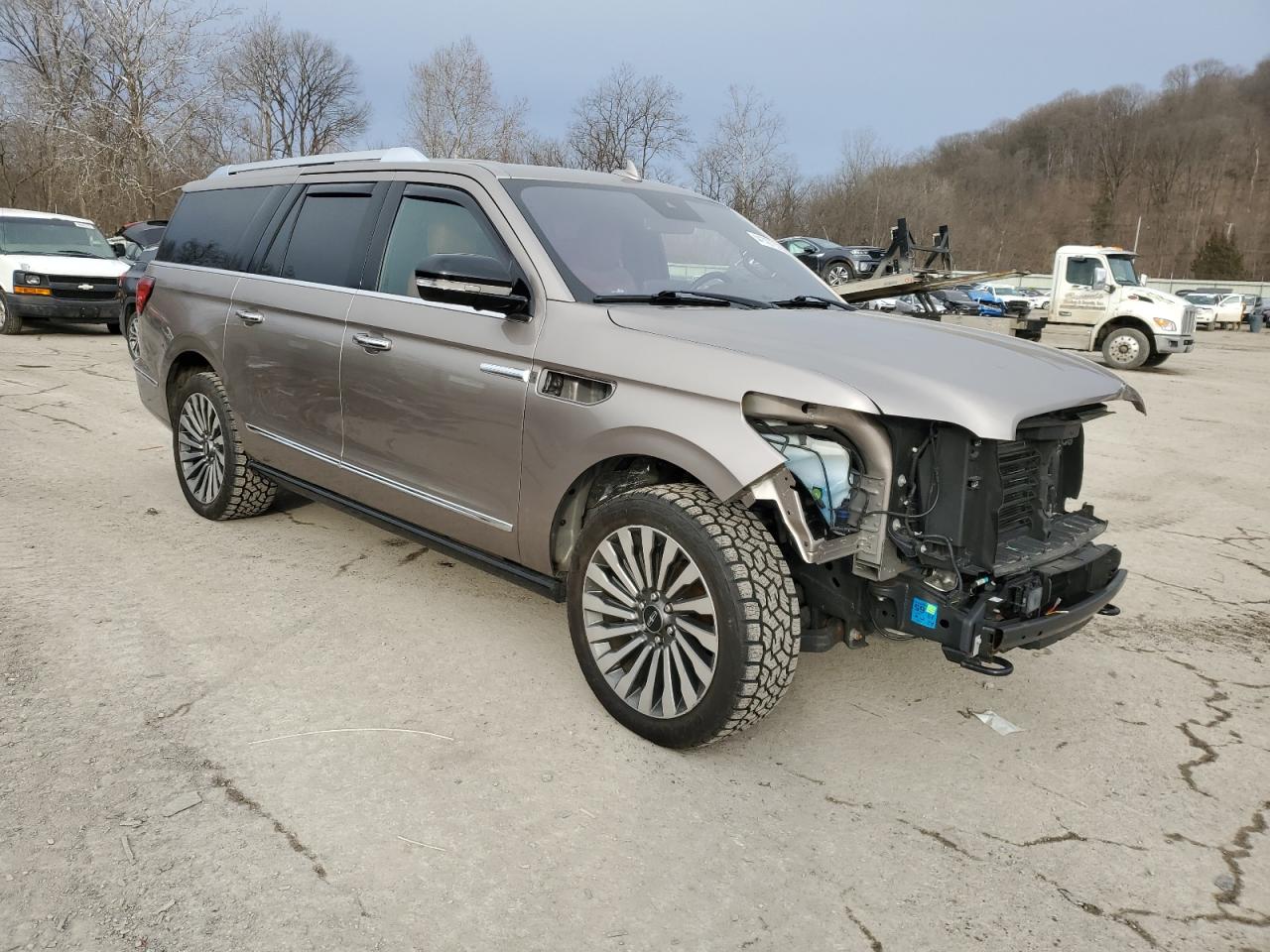 2019 Lincoln Navigator - Image 4