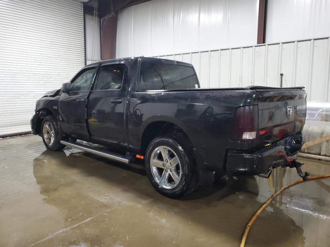 2015 RAM 1500 - Image 2