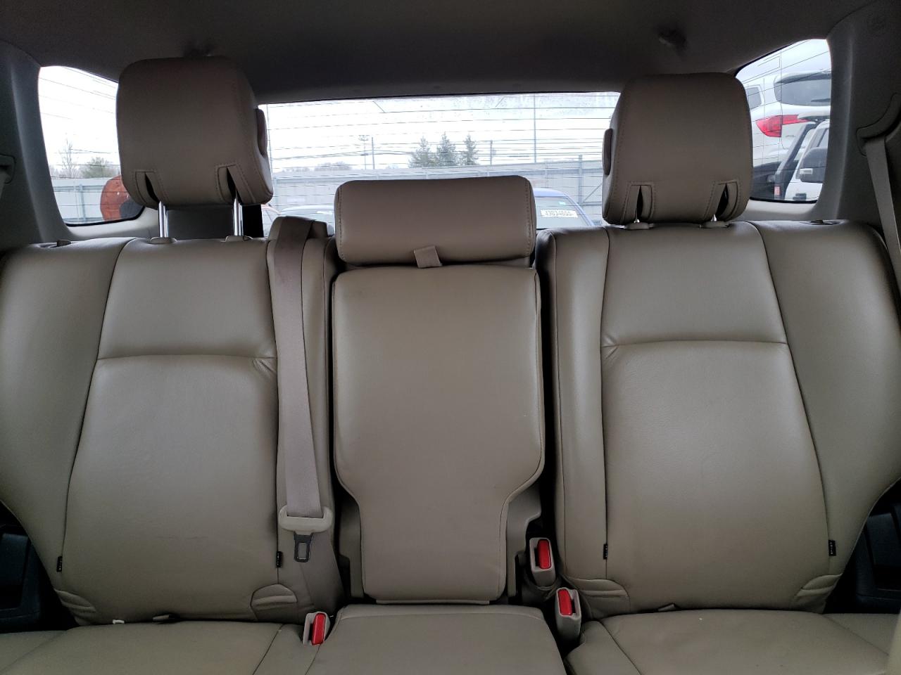 2016 Toyota 4Runner - Image 10