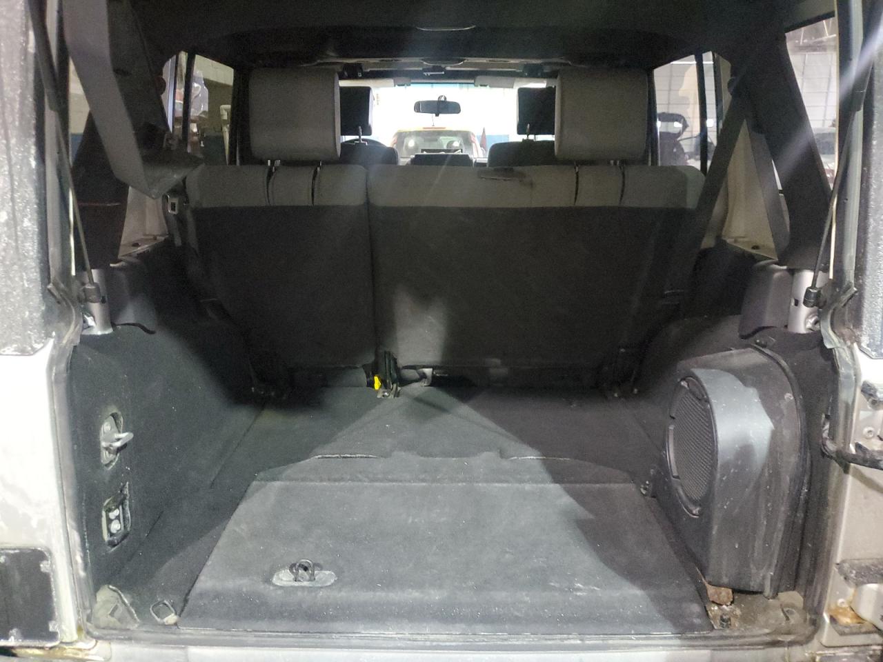 2009 Jeep Wrangler - Image 6