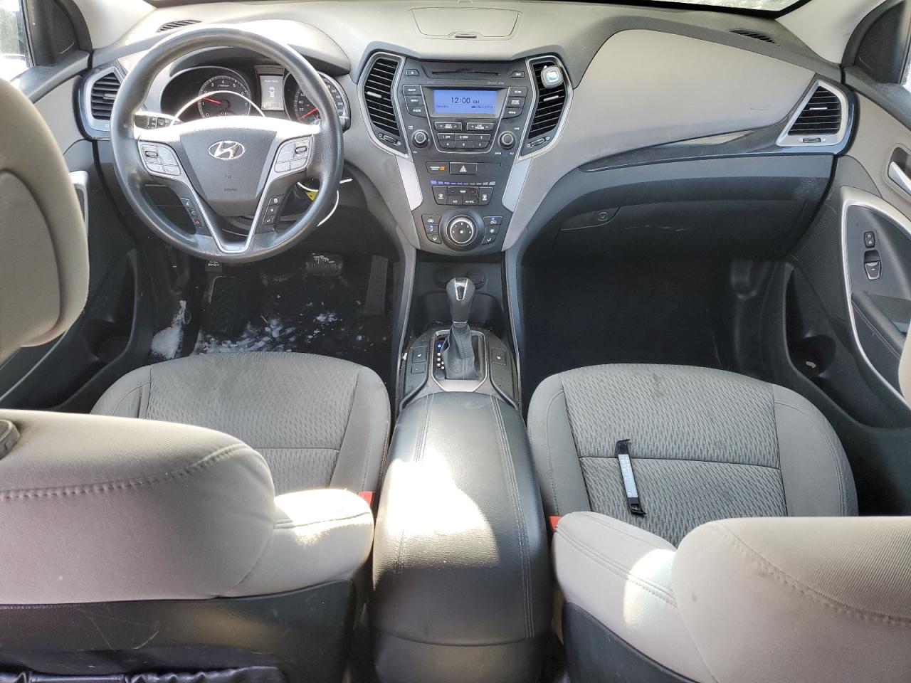2014 Hyundai Santa Fe - Image 8