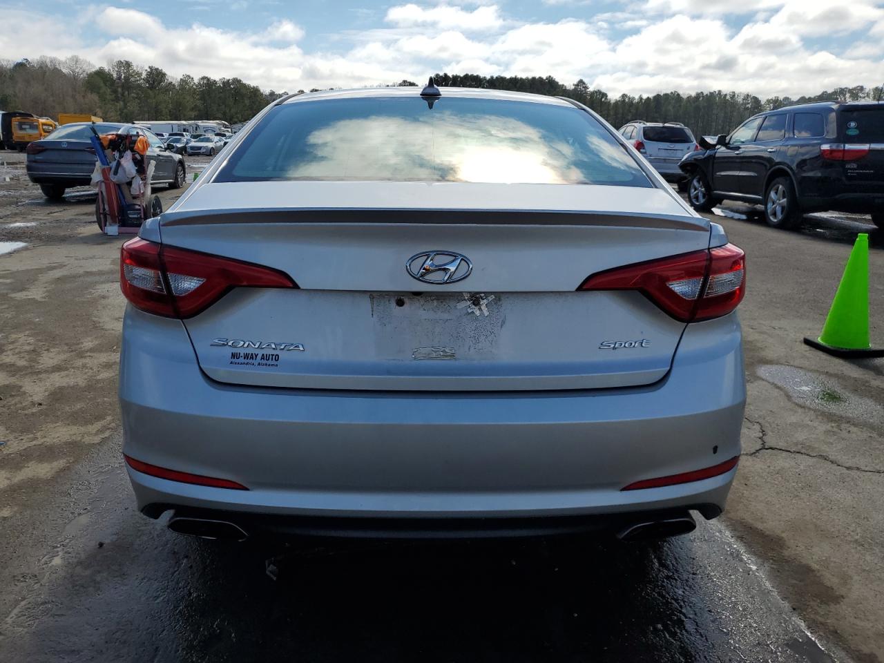 2017 Hyundai Sonata - Image 6