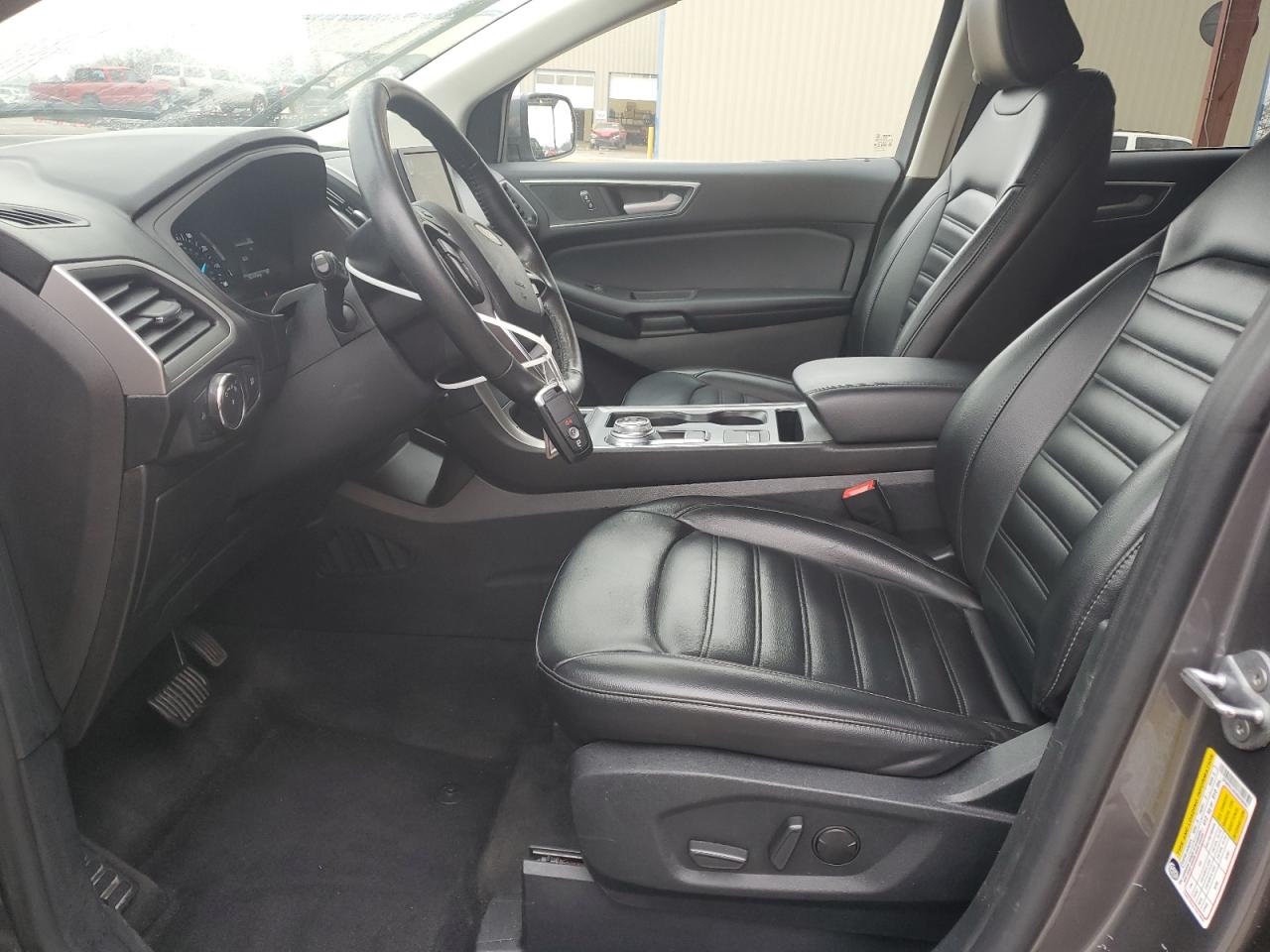 2022 Ford Edge - Image 7