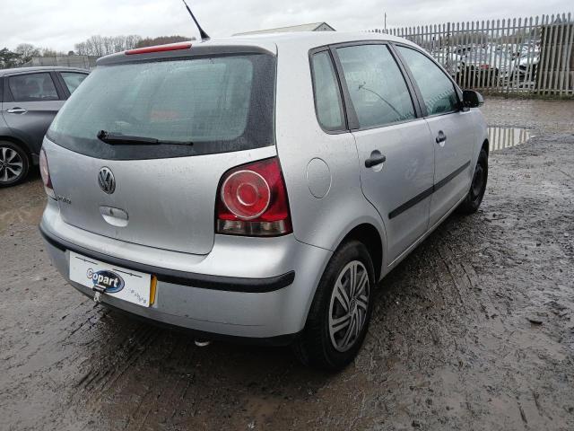 2005 VOLKSWAGEN POLO E