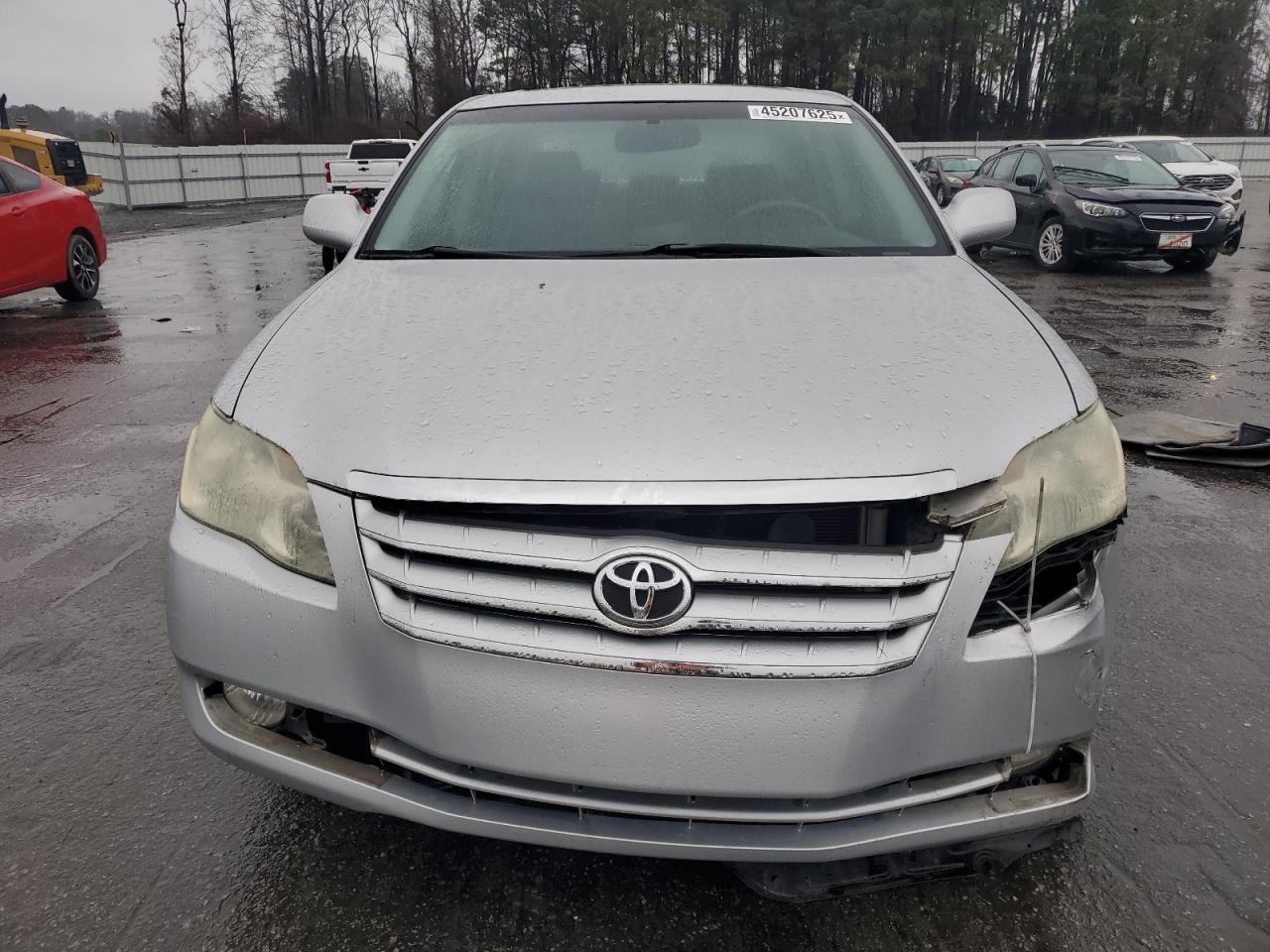 2006 Toyota Avalon - Image 5