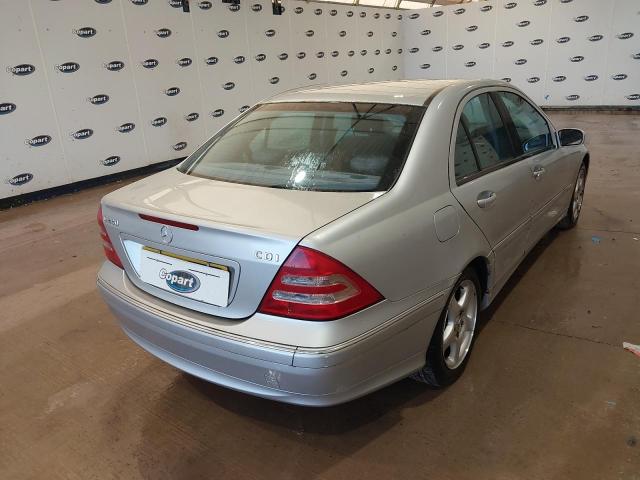 2003 MERCEDES BENZ C220 CDI A