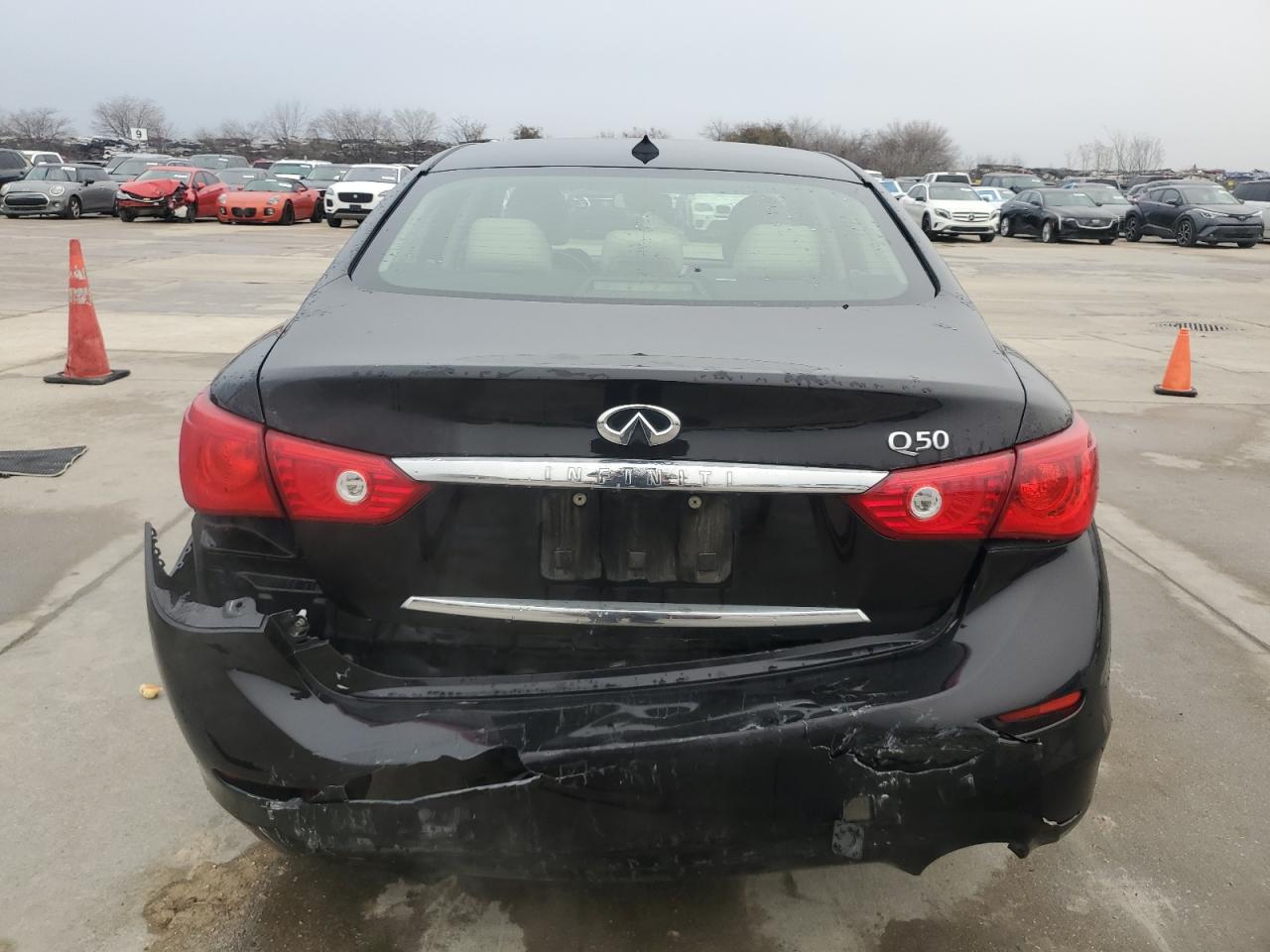 2015 Infiniti Q50 - Image 6