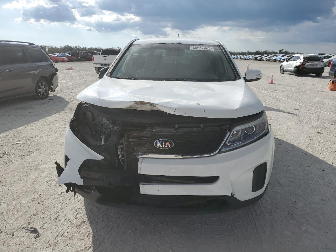2014 Kia Sorento - Image 5