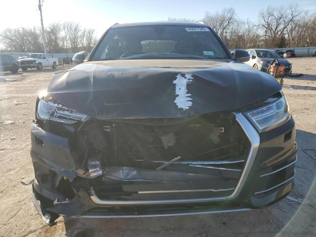  AUDI Q7 2018 Granatowy