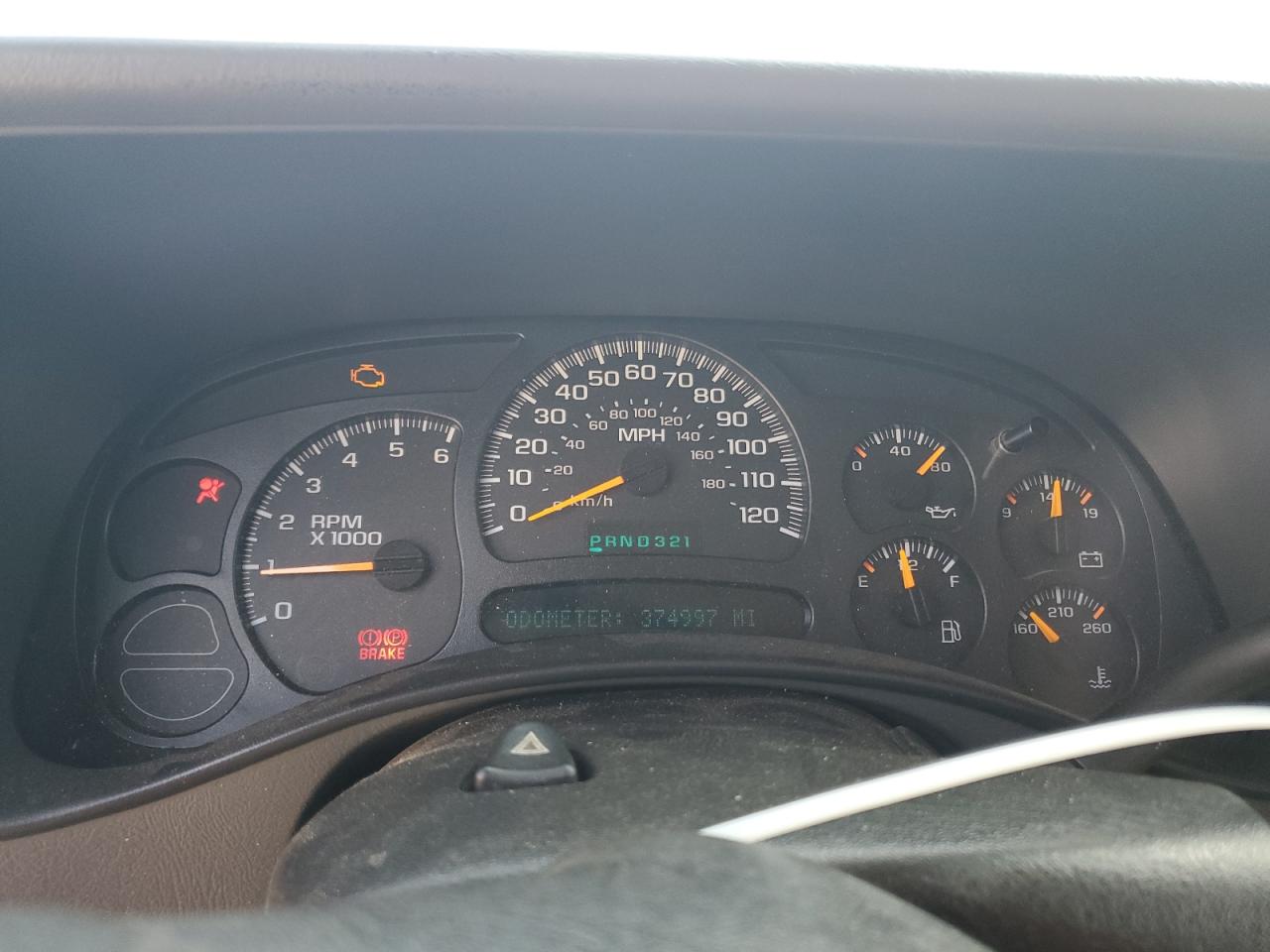 2004 GMC Sierra - Image 9