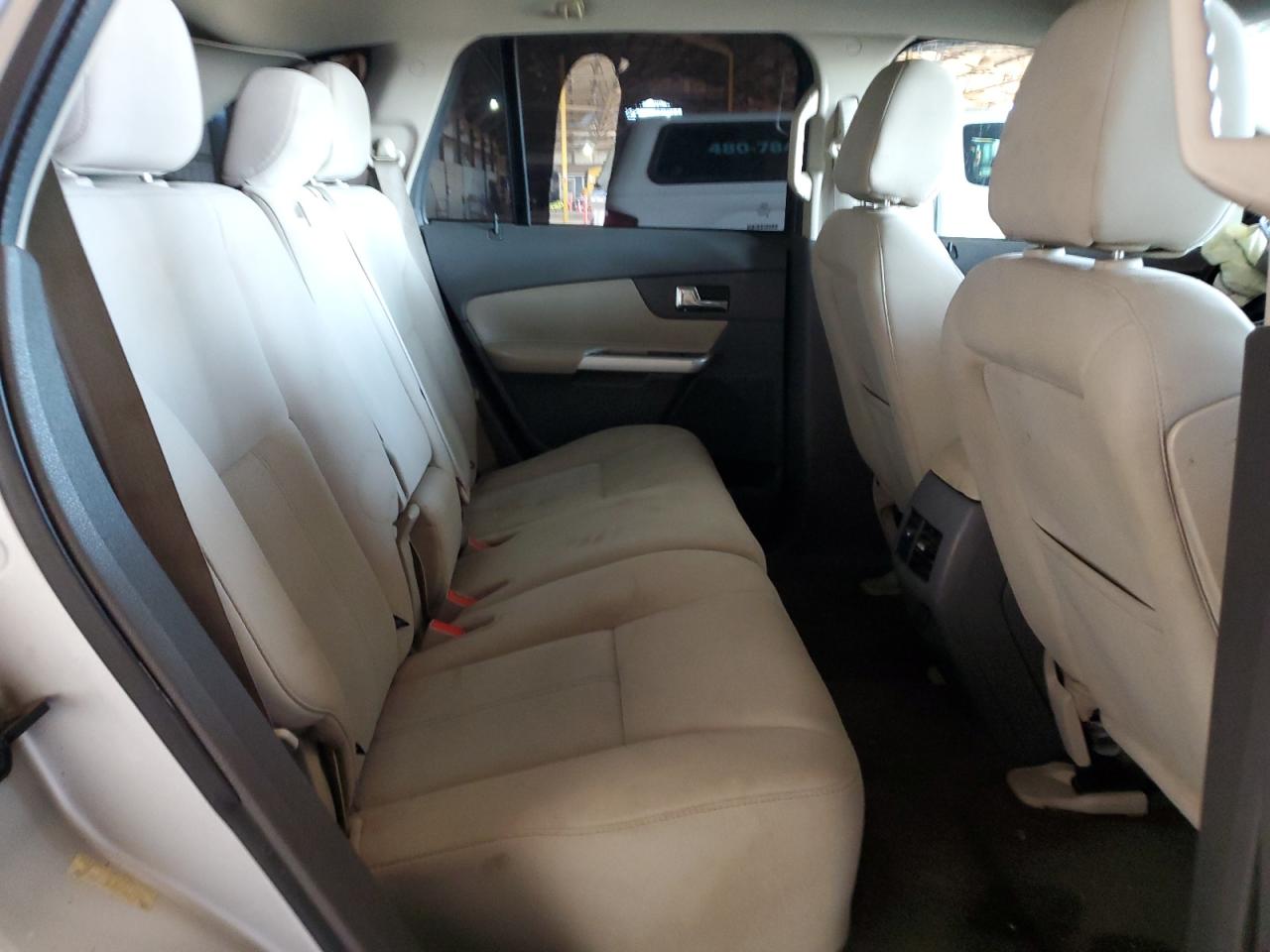 2013 Ford Edge - Image 11