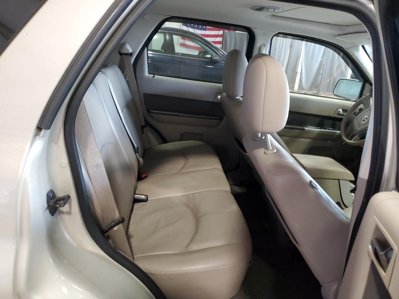 2009 Mercury Mariner - Image 11