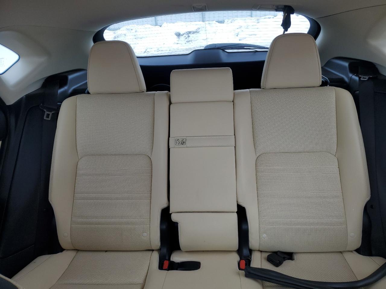 2015 Lexus NX - Image 10