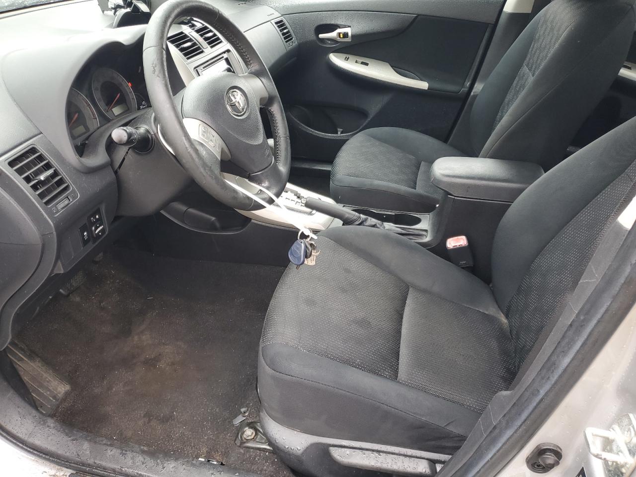 2010 Toyota Corolla - Image 7
