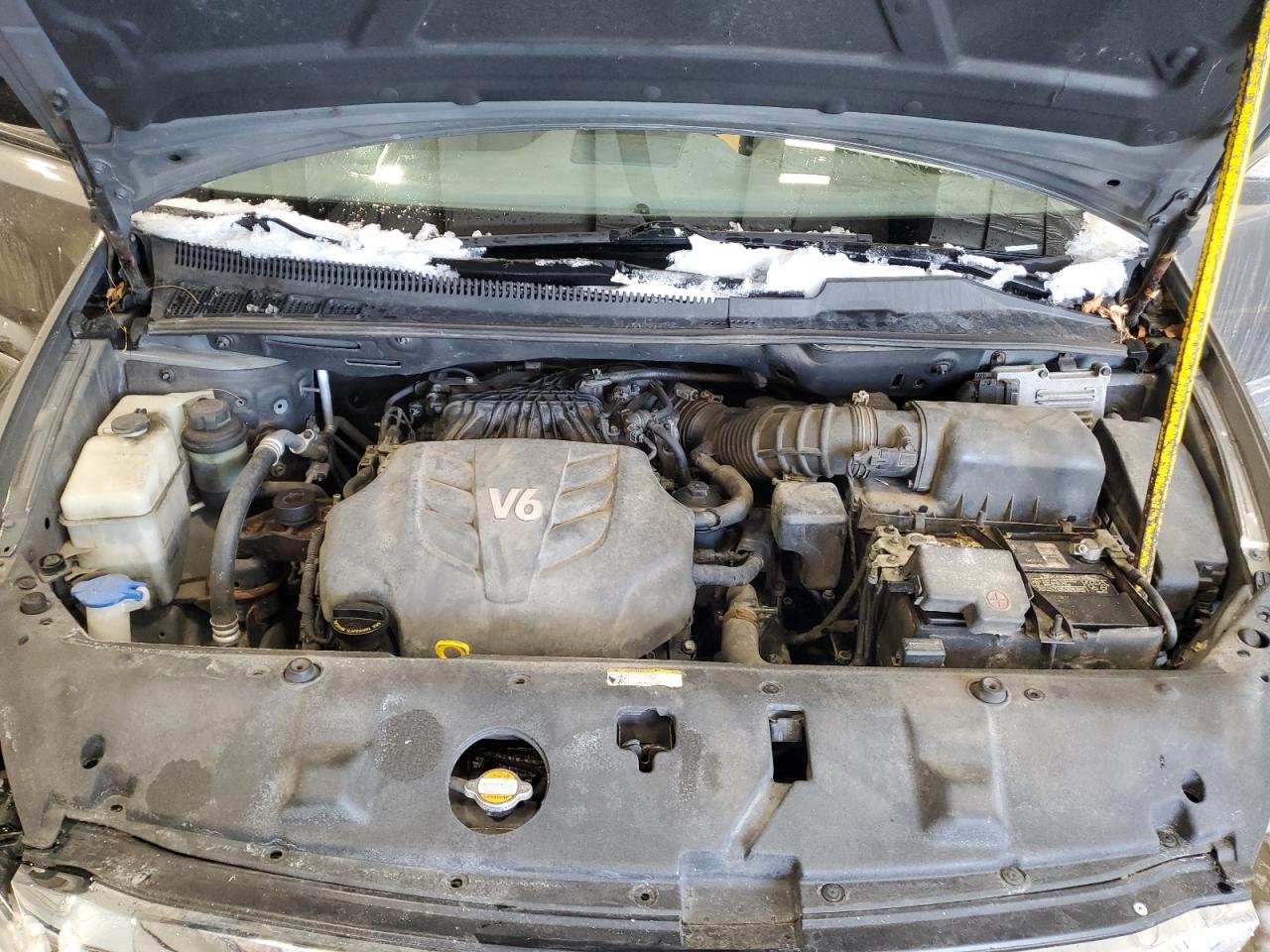 2011 Kia Sedona - Image 12