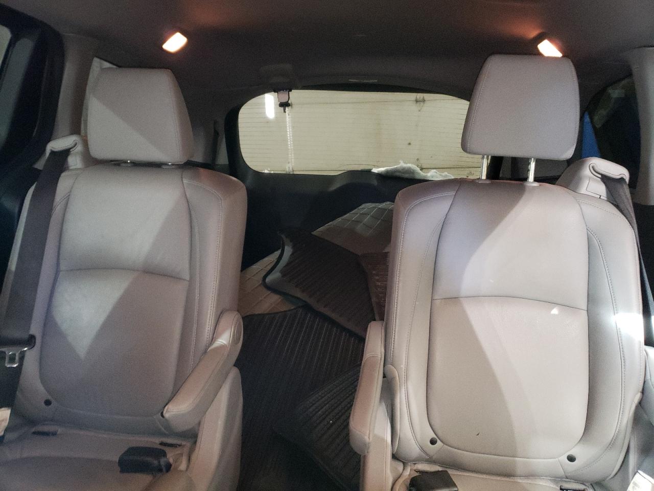 2018 Honda Odyssey - Image 10