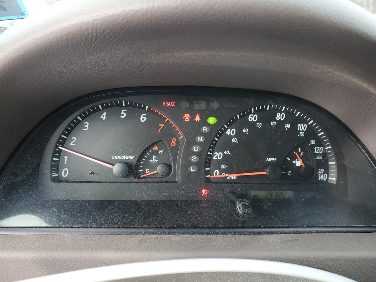 2004 Toyota Camry - Image 9