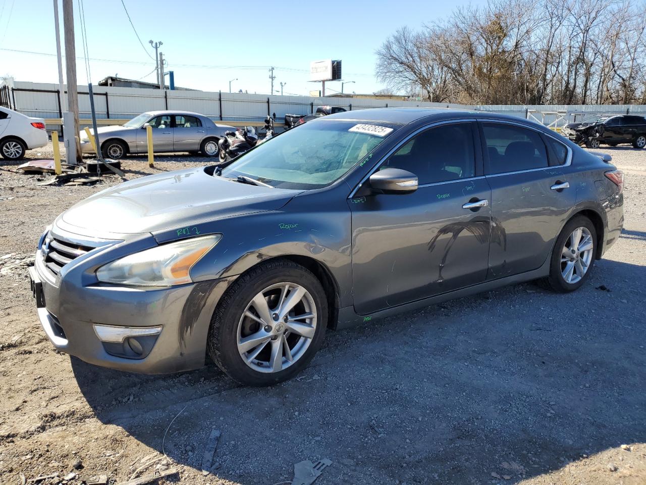 2015 Nissan Altima - Image 1