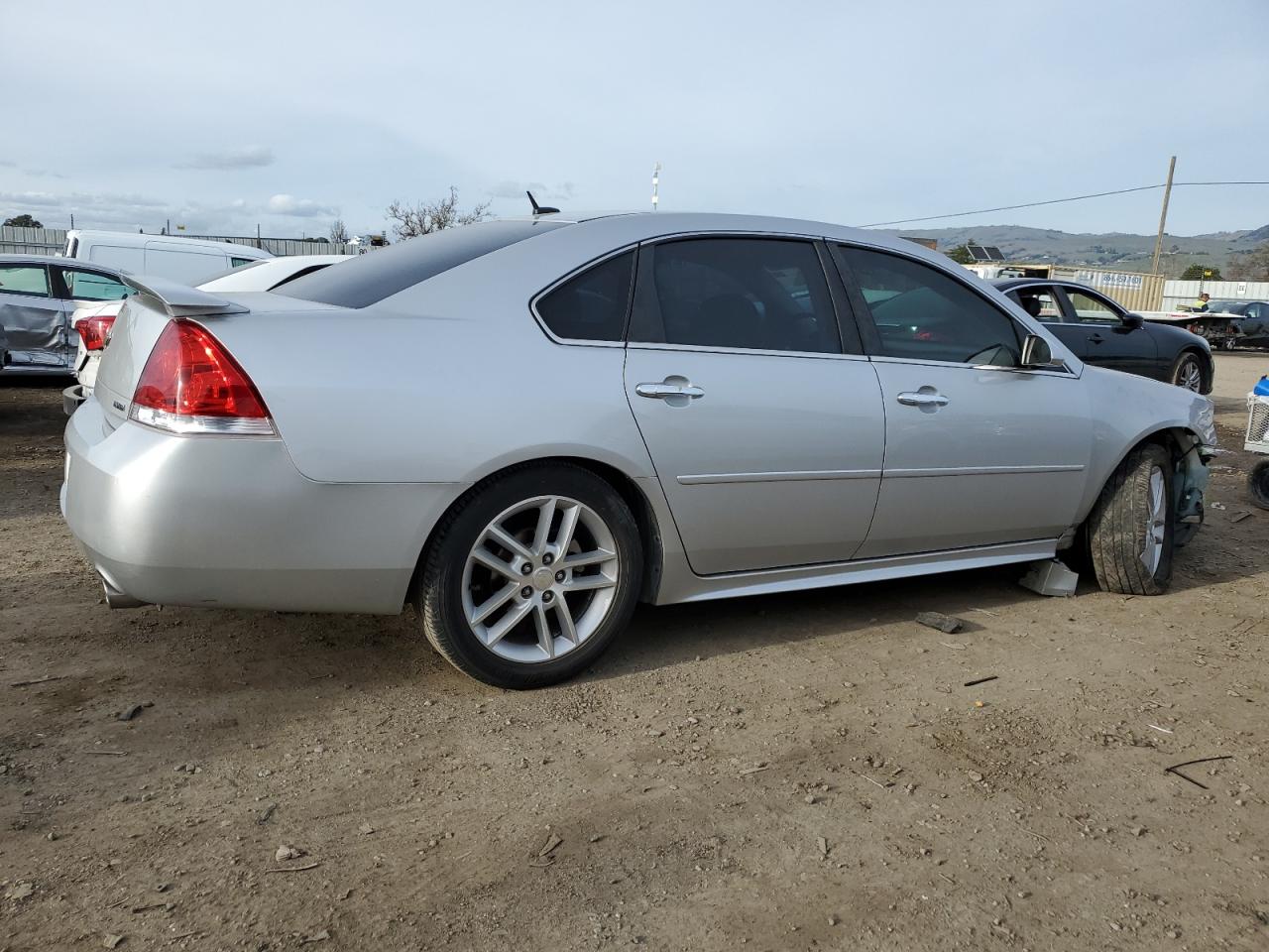 2015 Chevrolet Impala - Image 3