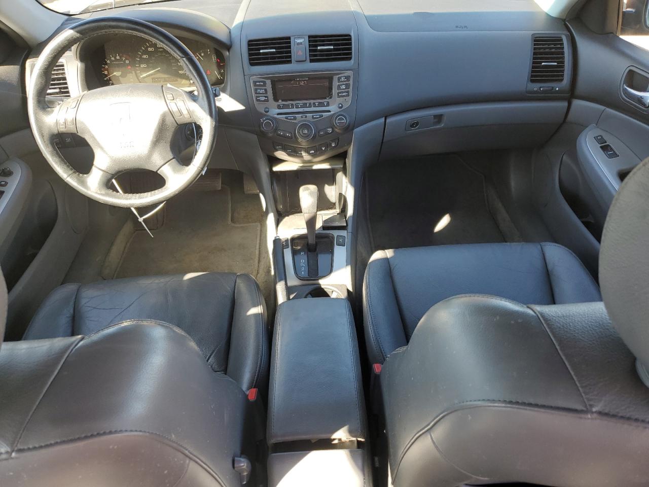 2007 Honda Accord - Image 8