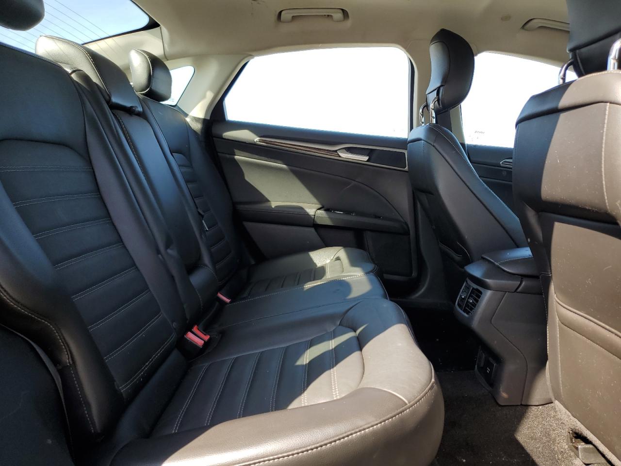 2014 Ford Fusion - Image 10