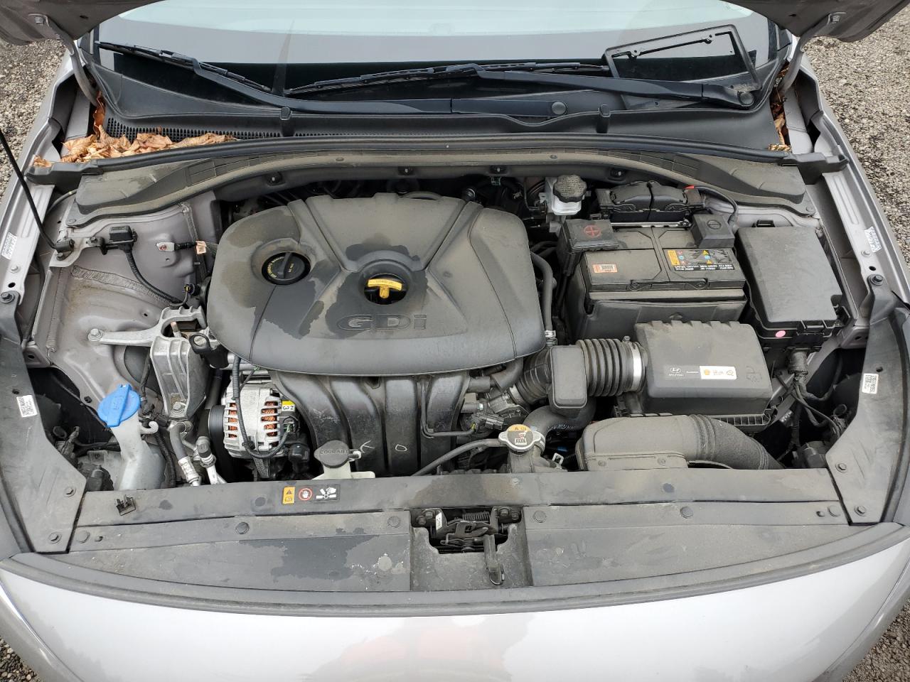 2020 Hyundai Elantra - Image 11