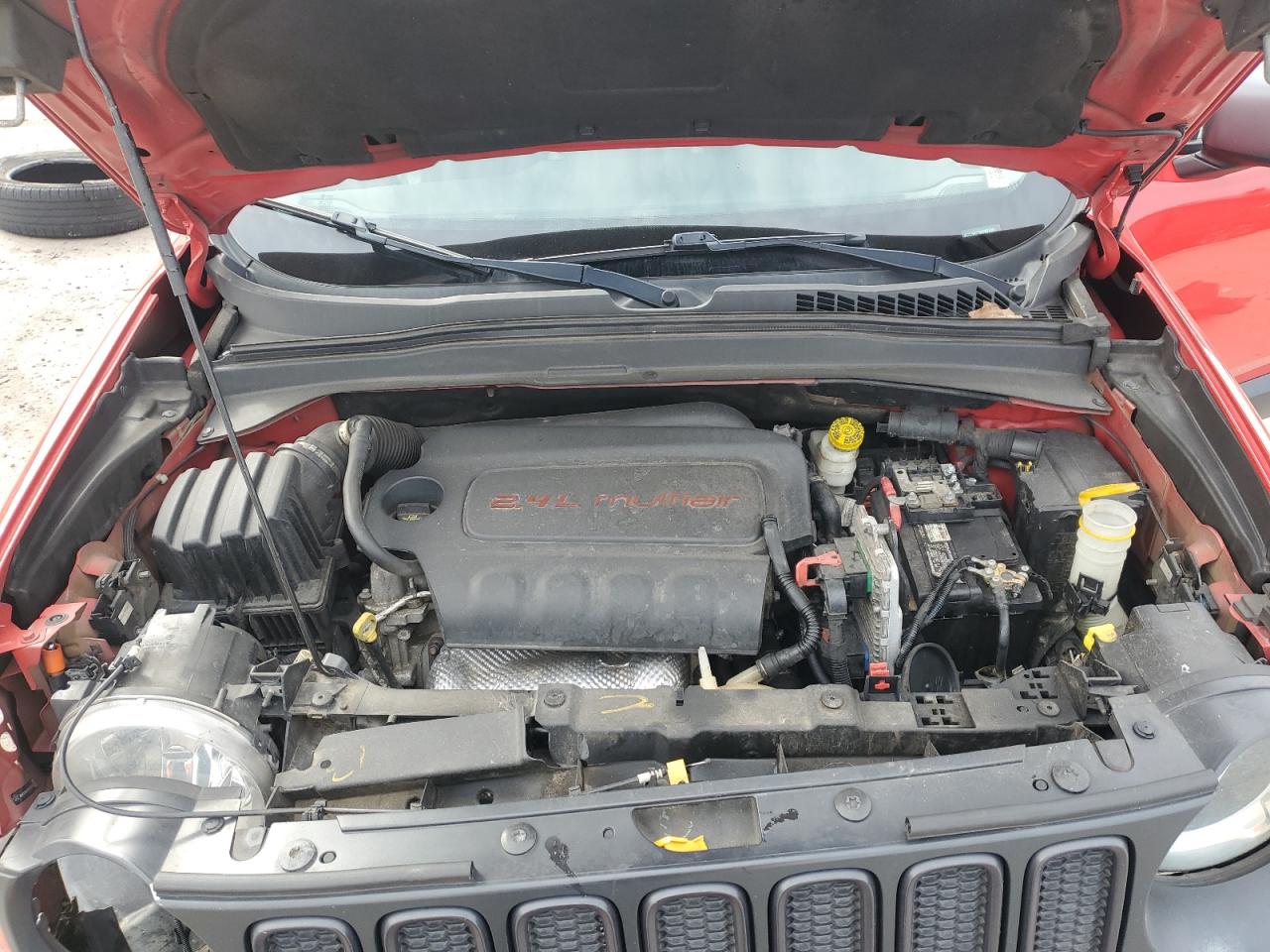 2015 Jeep Renegade - Image 12
