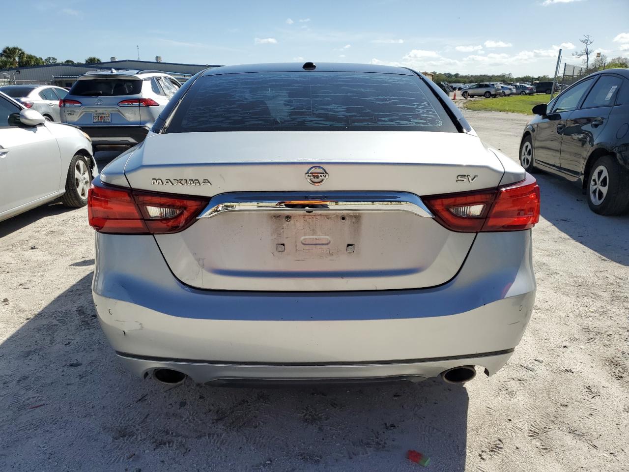 2017 Nissan Maxima - Image 6