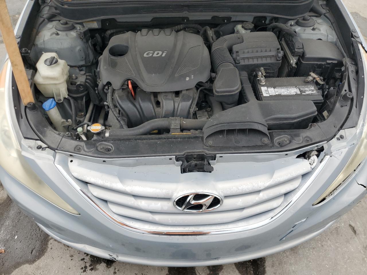 2011 Hyundai Sonata - Image 11