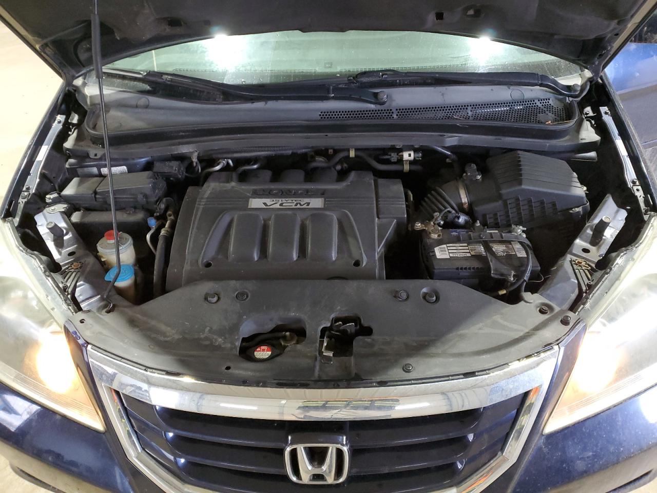 2008 Honda Odyssey - Image 12