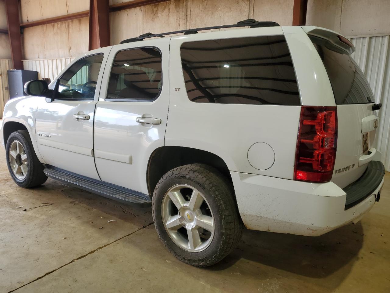 2007 Chevrolet Tahoe - Image 2