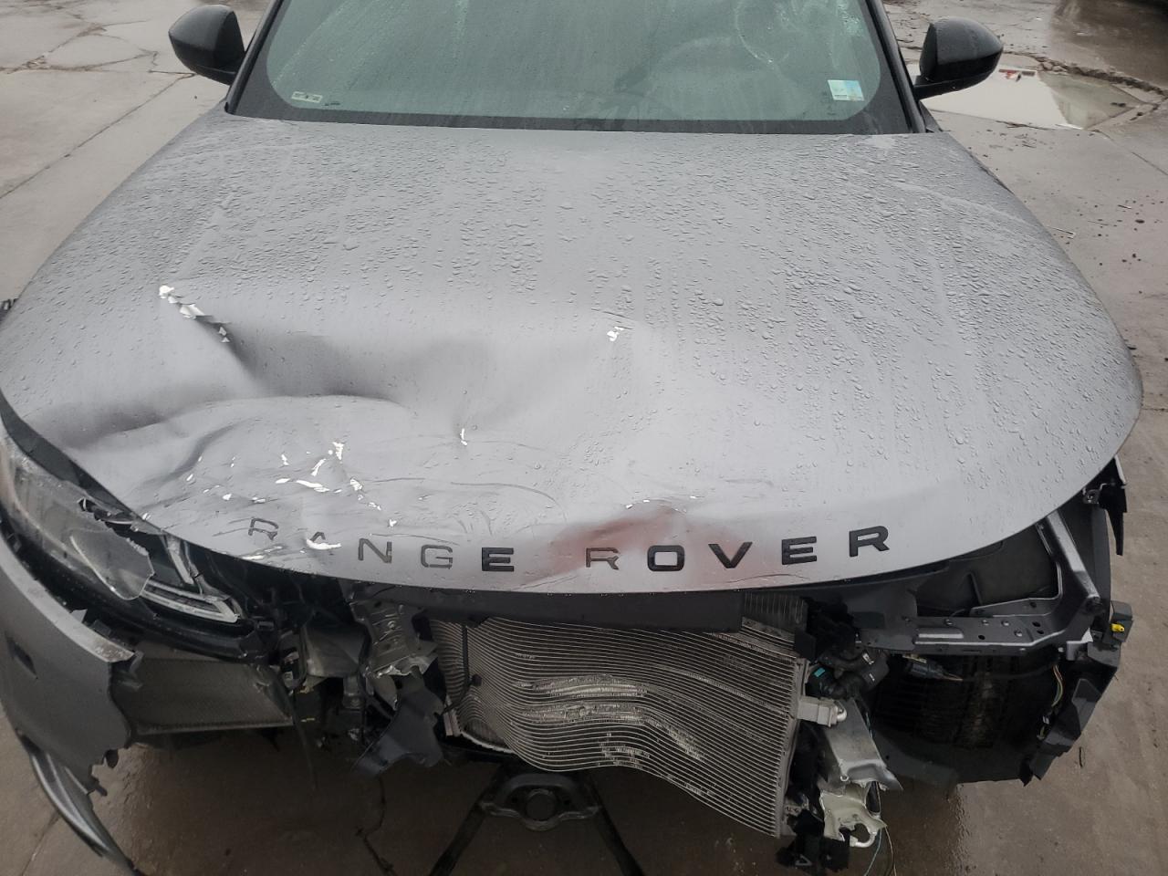 2020 Land Rover Range Rover - Image 13