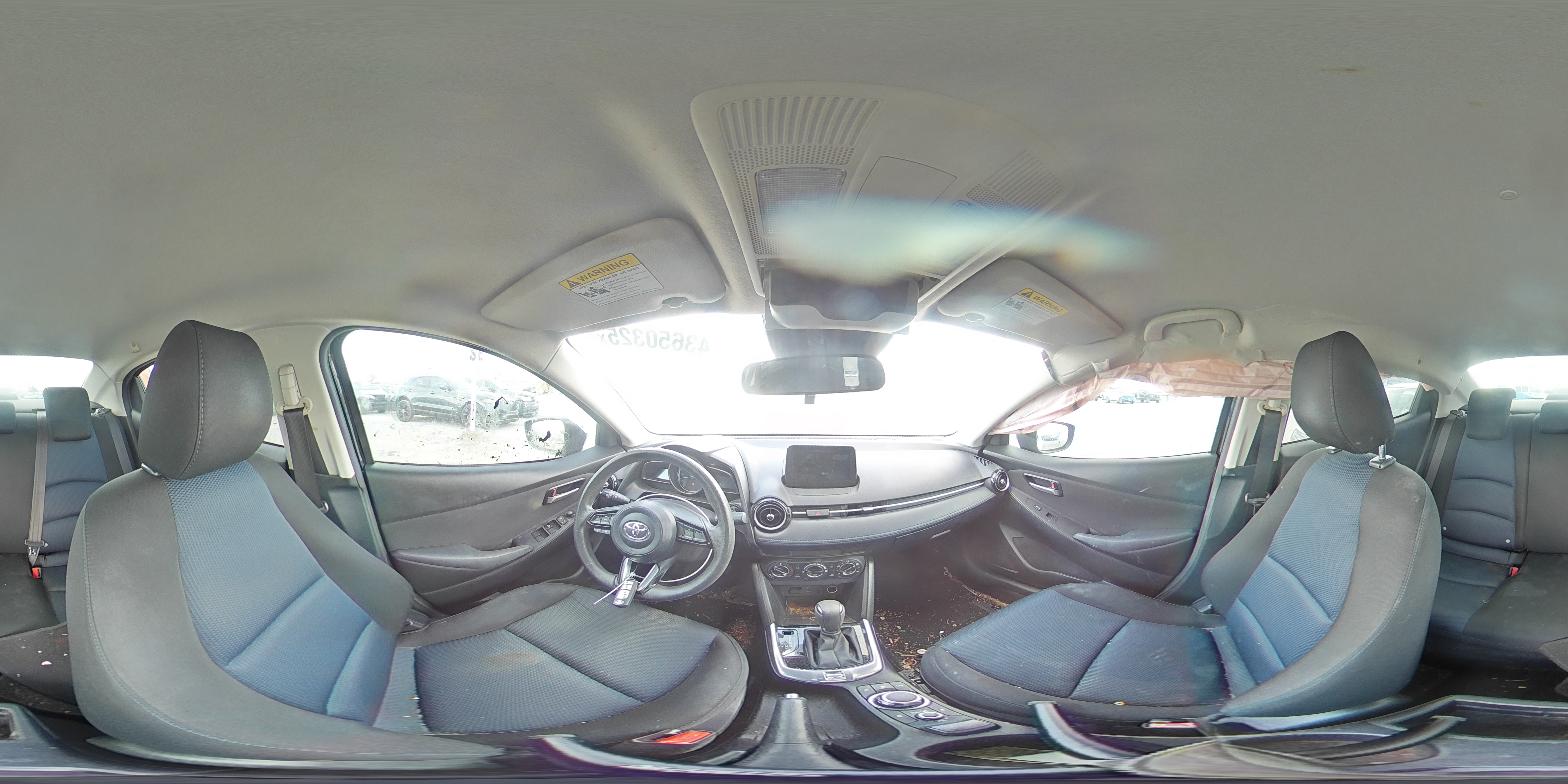 2019 Toyota Yaris - Image 16