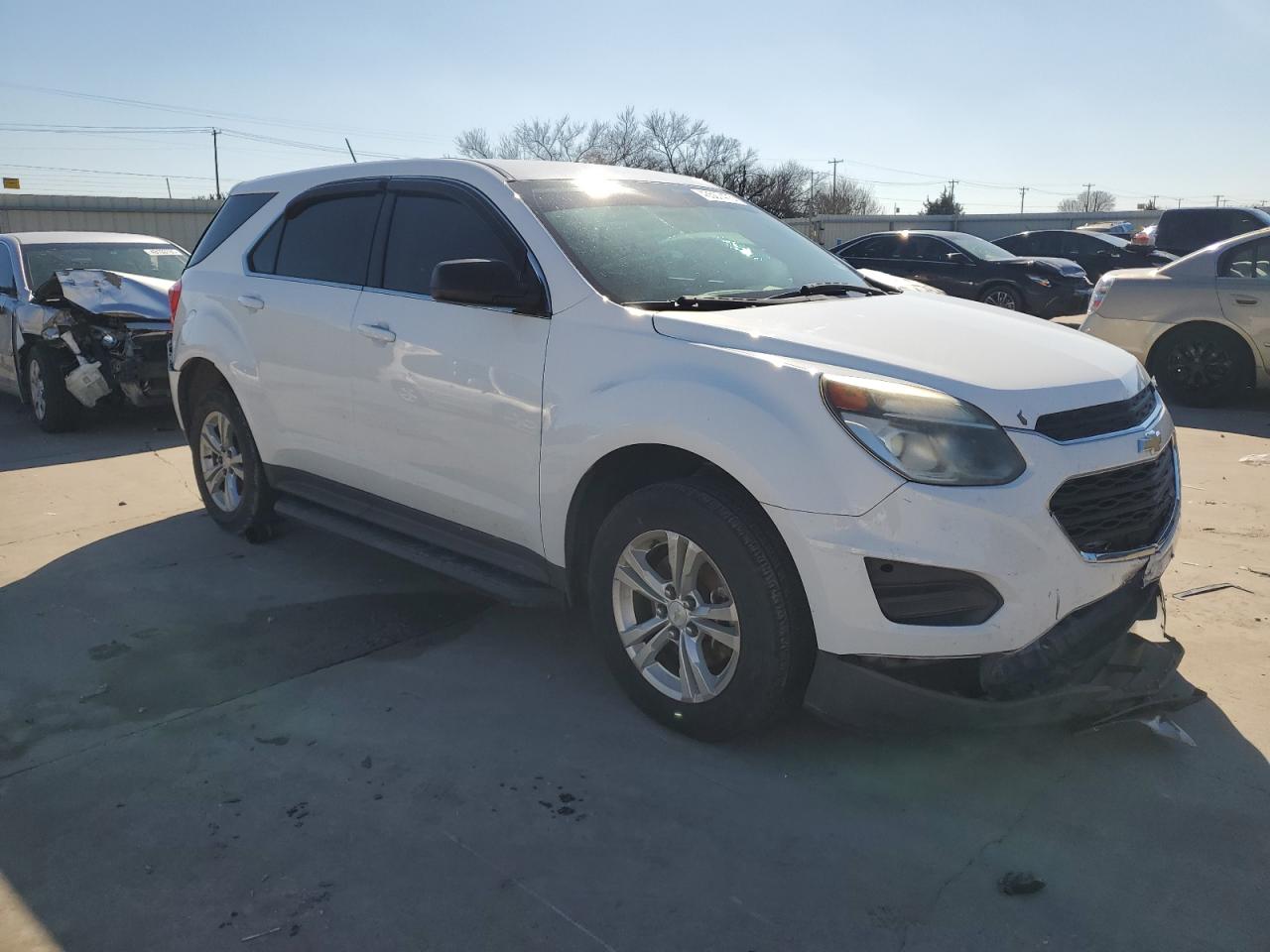 2016 Chevrolet Equinox - Image 4