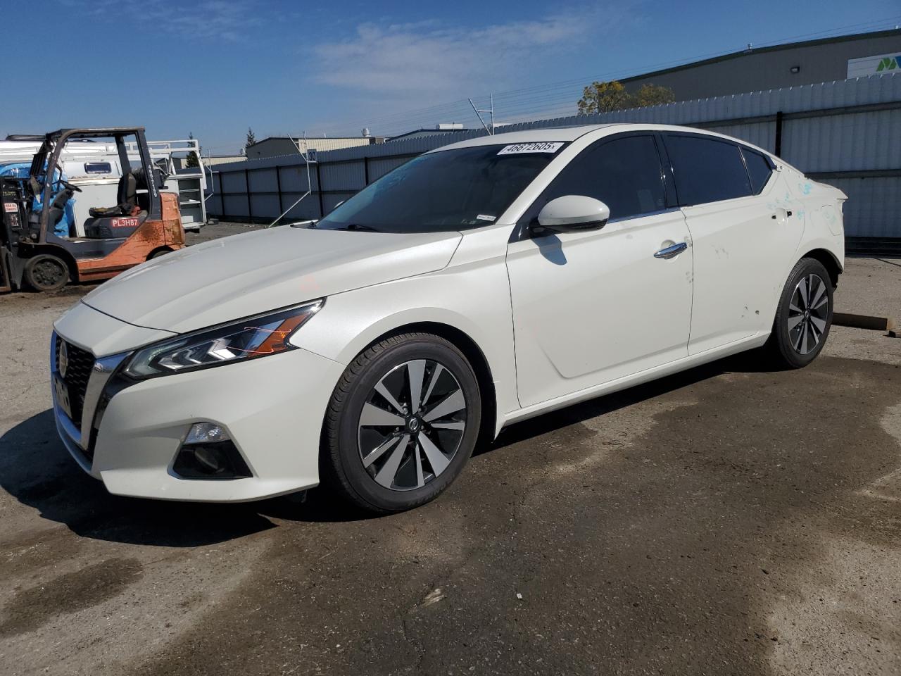 2019 Nissan Altima - Image 1