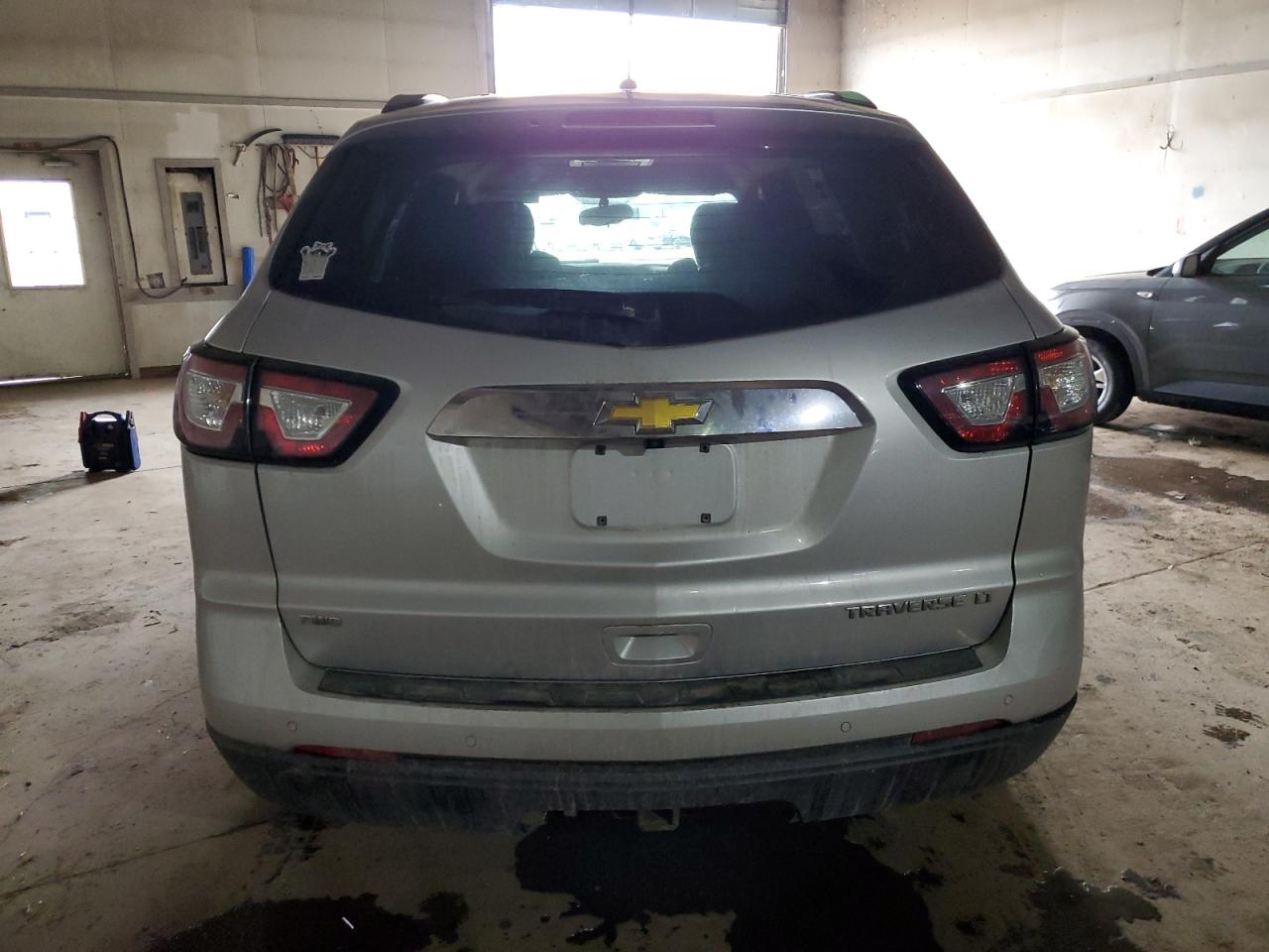 2015 Chevrolet Traverse - Image 6