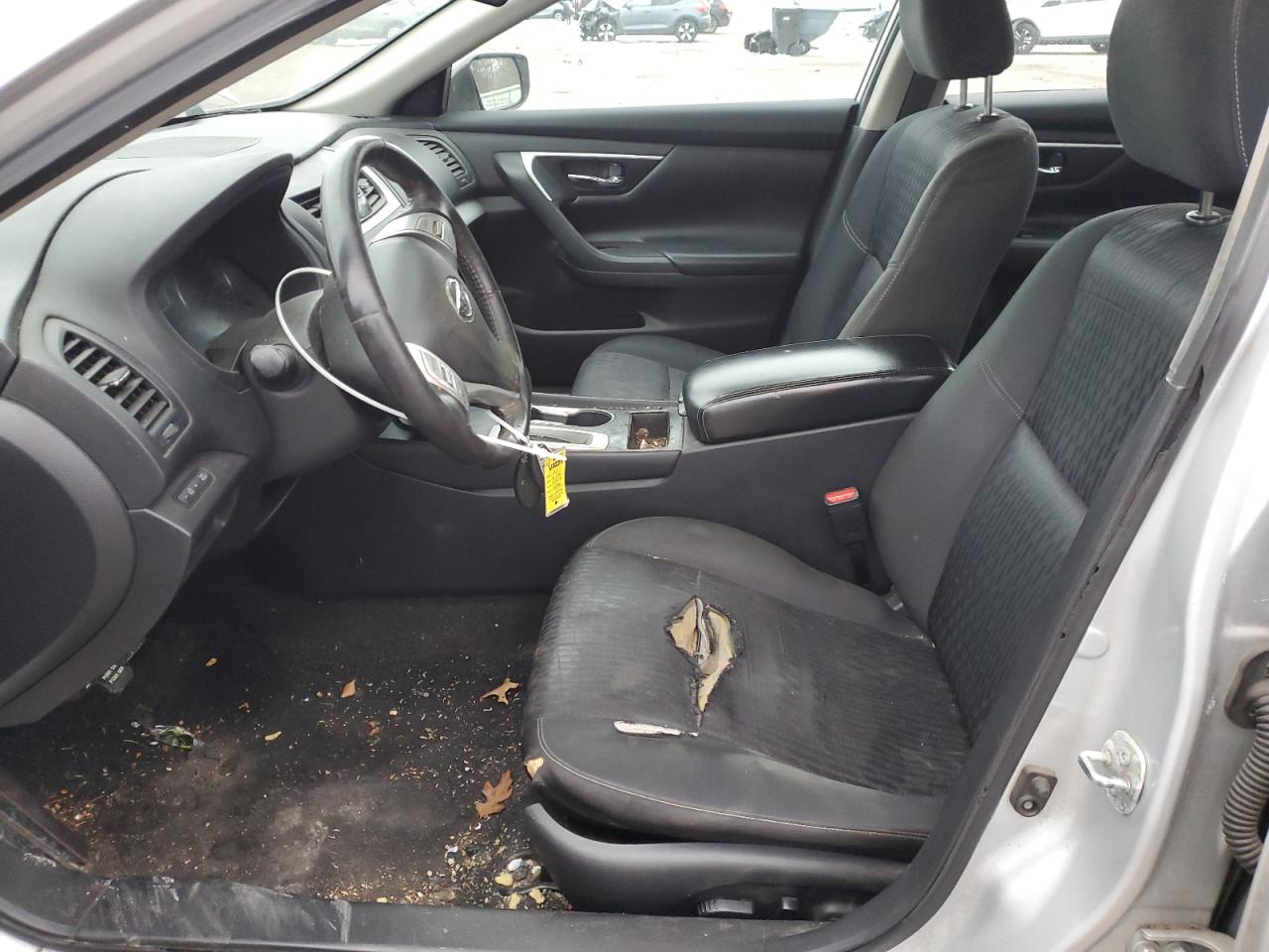 2017 Nissan Altima - Image 7