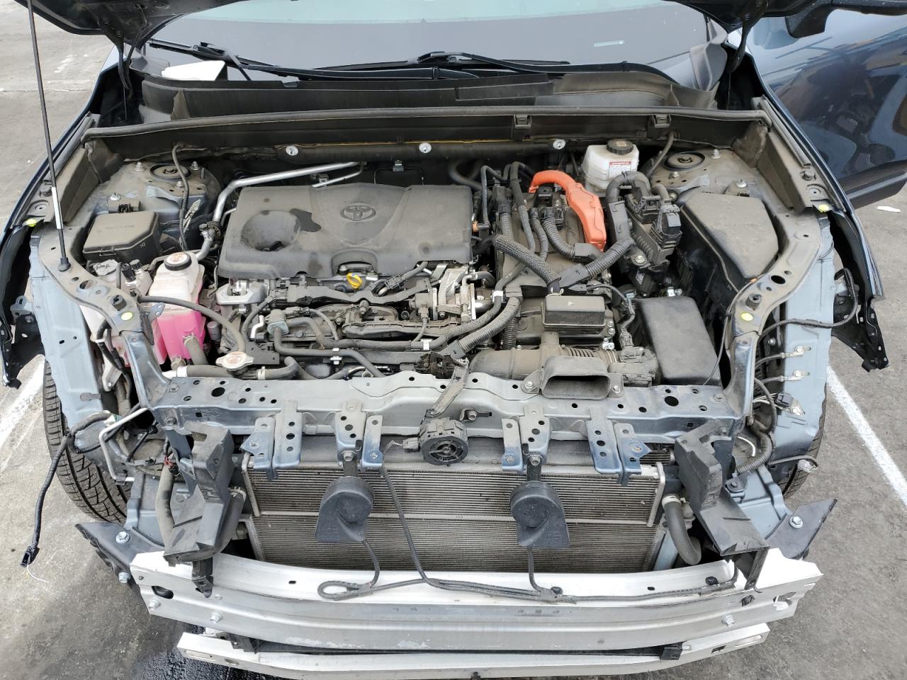 2021 Toyota Venza - Image 12