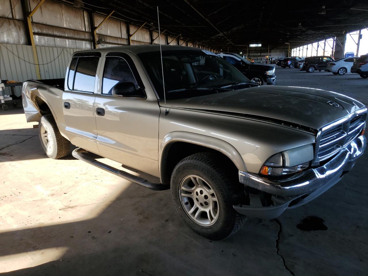 2004 Dodge Dakota - Image 4