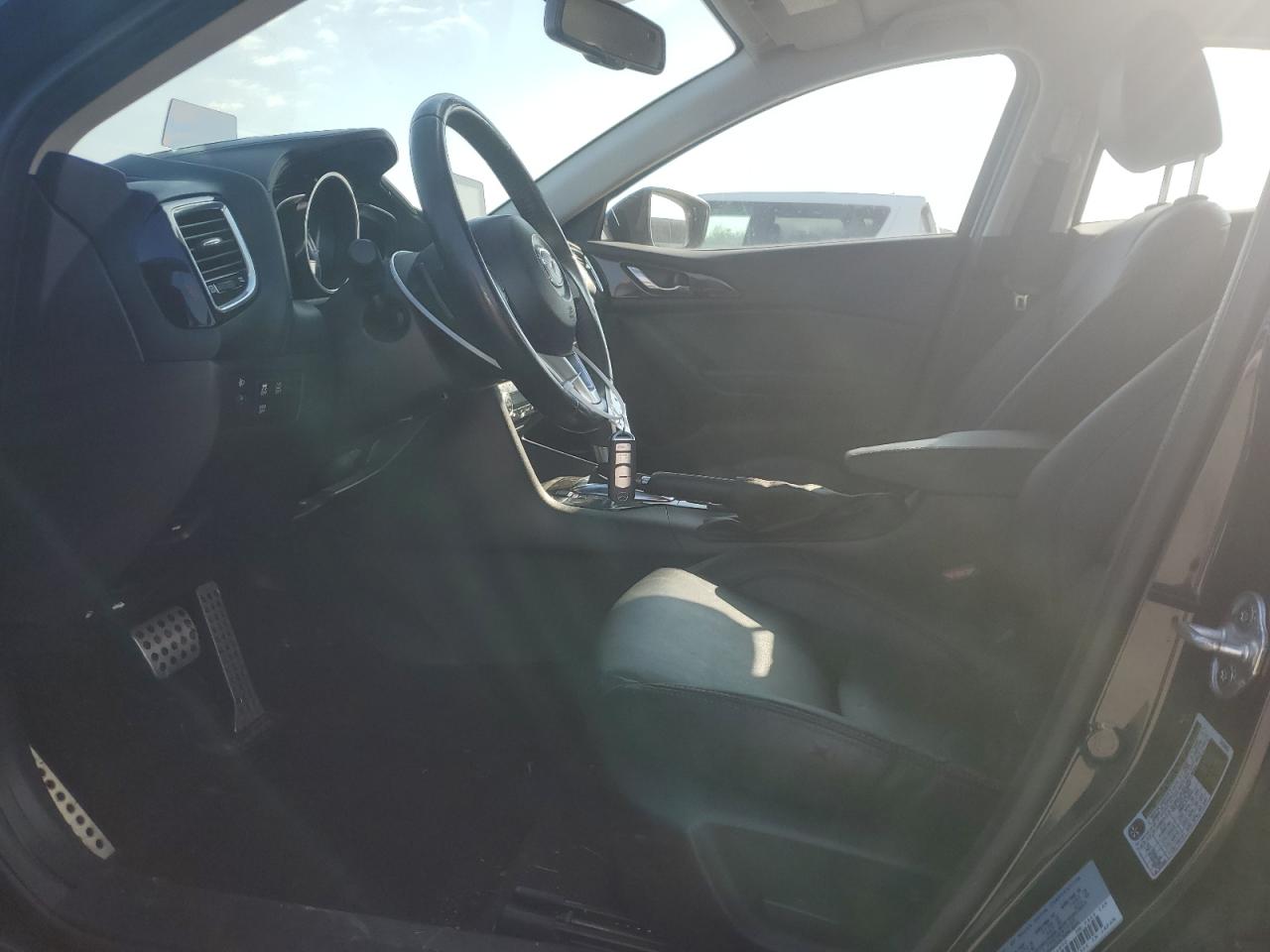 2014 Mazda 3 - Image 7