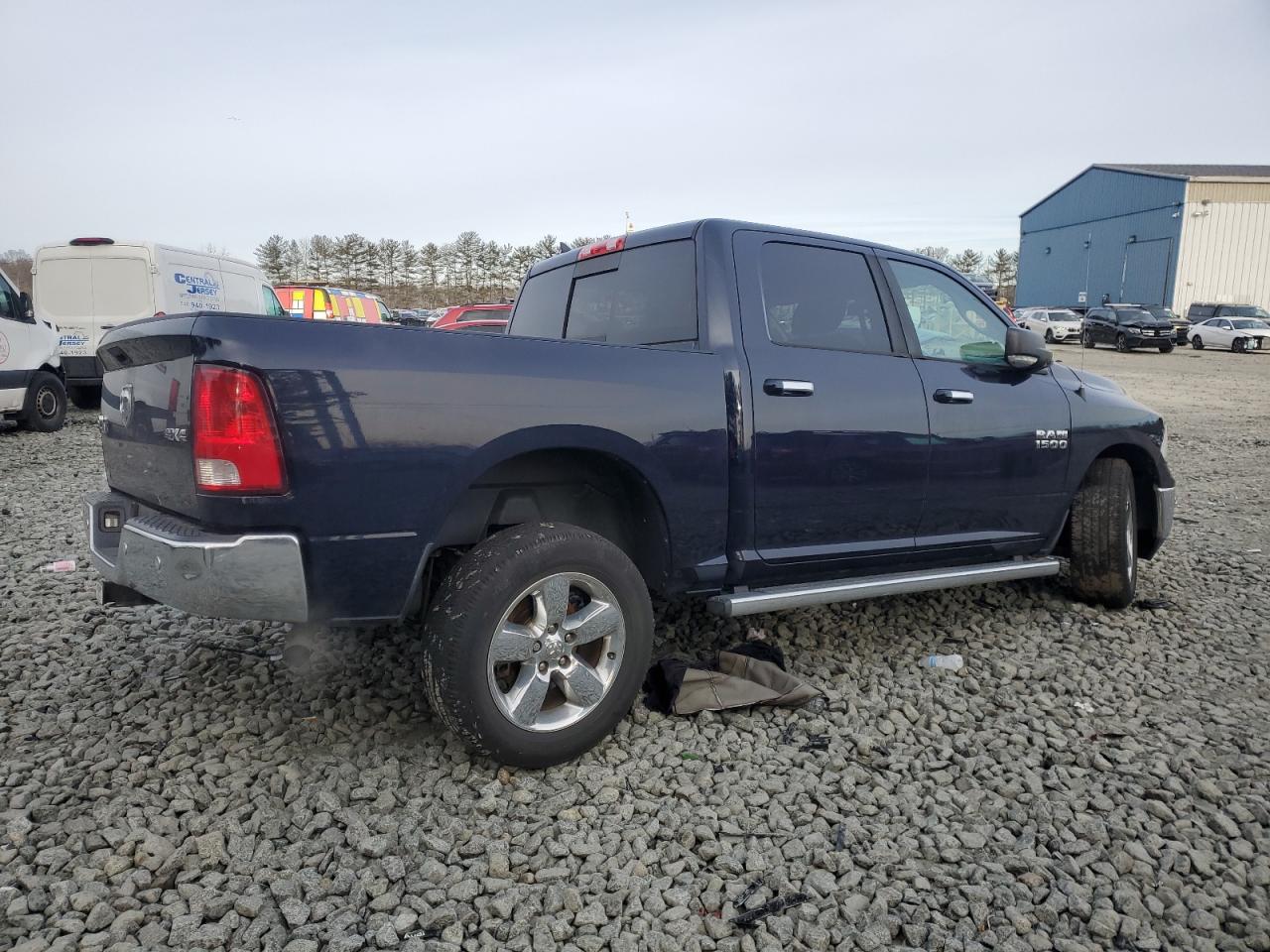 2016 RAM 1500 - Image 3