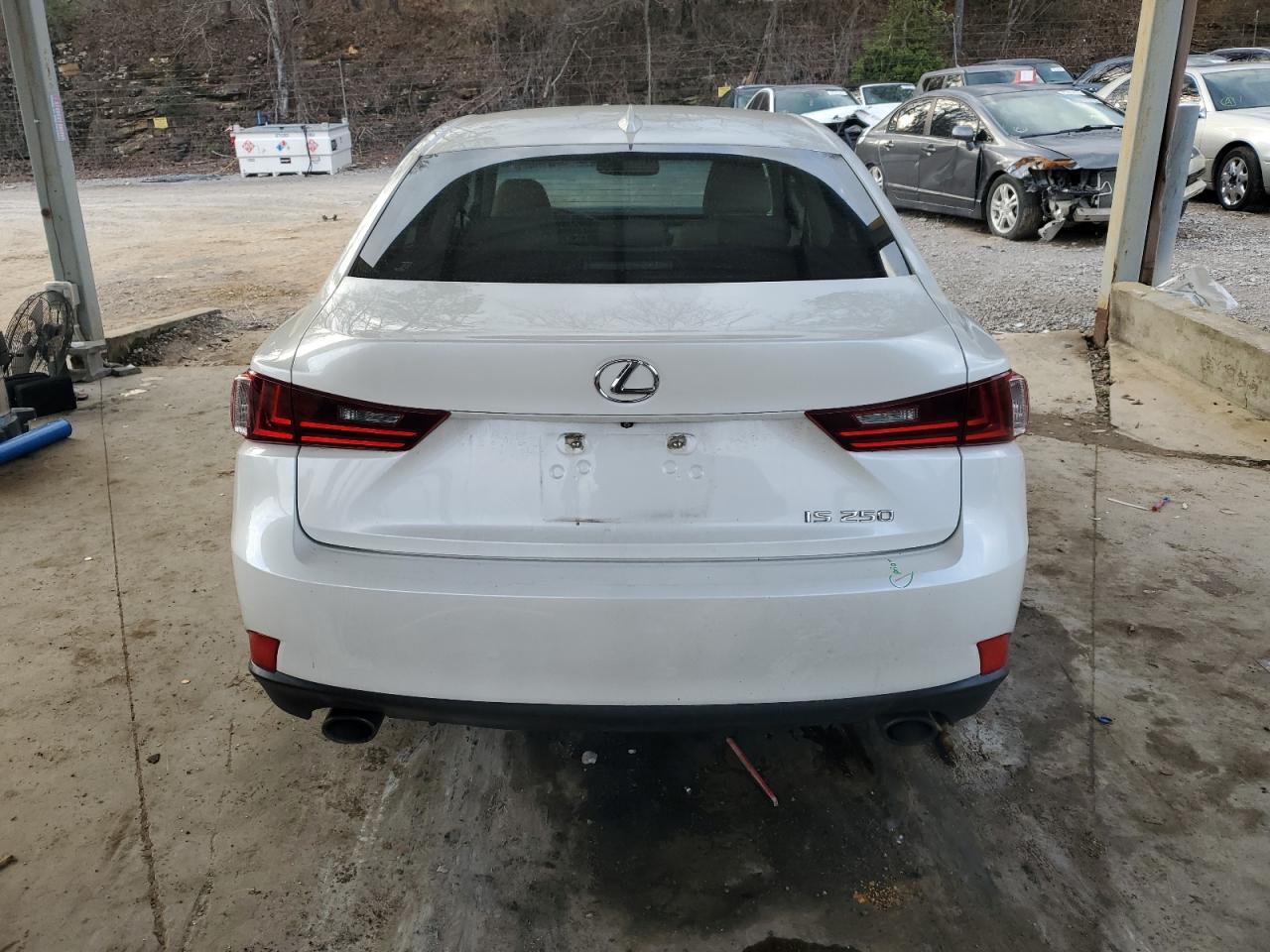 2015 Lexus IS - Image 6