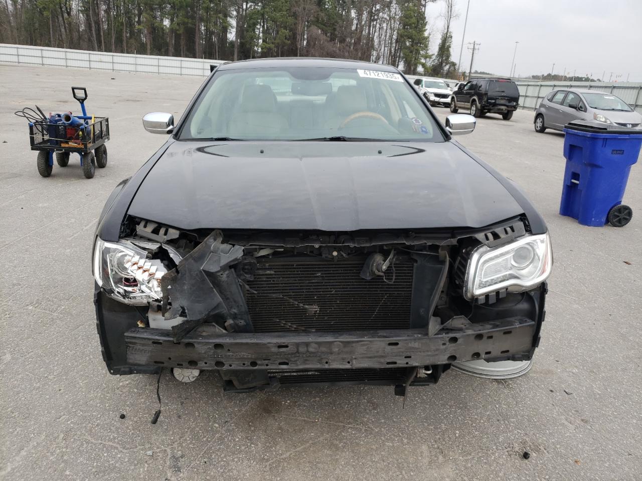 2014 Chrysler 300 - Image 5