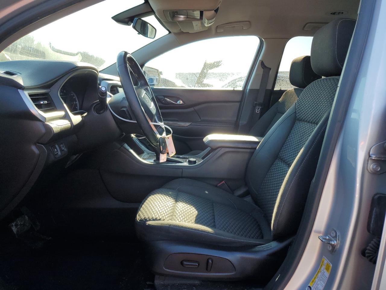 2017 GMC Acadia - Image 7