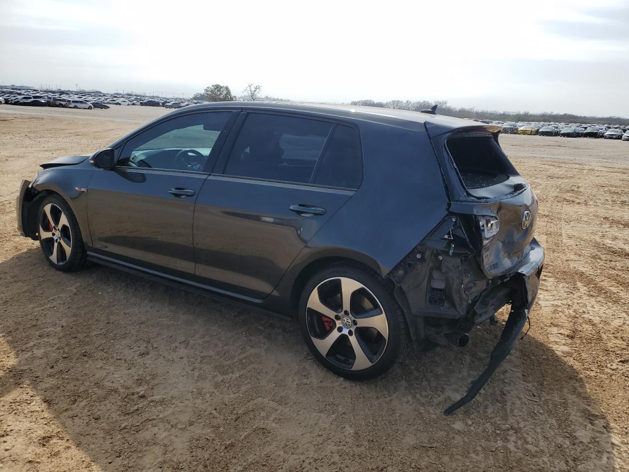 2017 Volkswagen GTI - Image 2