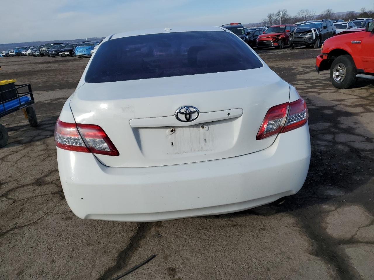 2010 Toyota Camry - Image 6