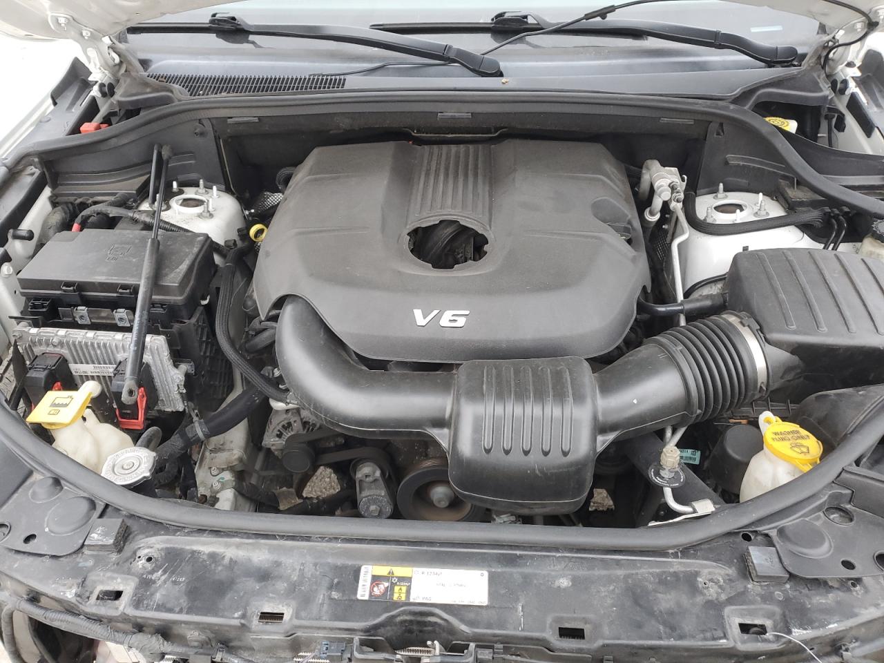 2015 Jeep Grand Cherokee - Image 11